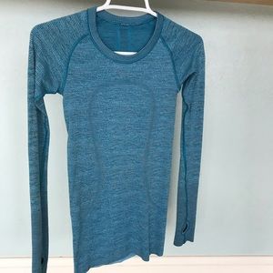 Lululemon long sleeve swiftly 2
